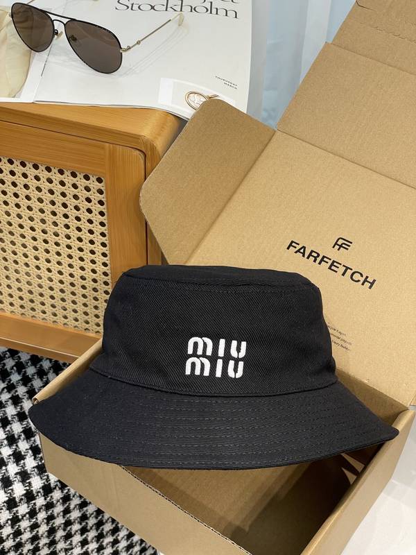 Miu Miu Hat MUH00172